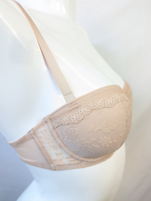 Andres Sarda Bahia, a plunge strapless bra. Style 3304918. Color Beige. Side view.