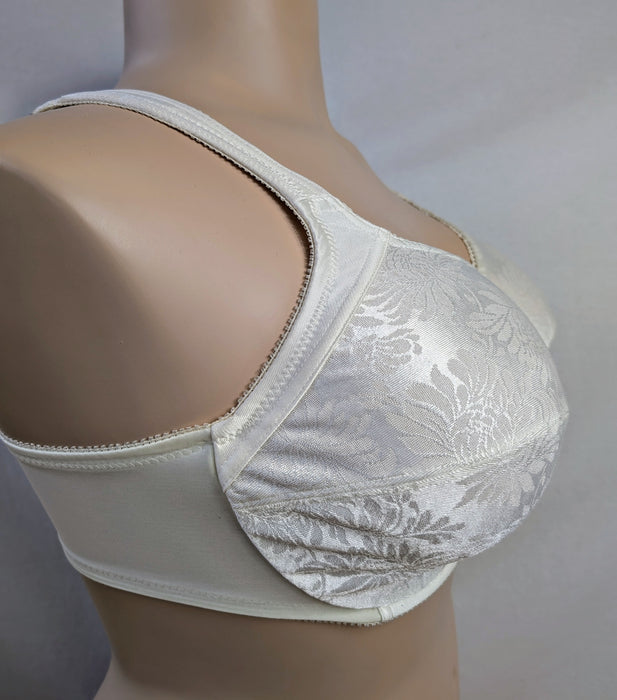 Aviana Floral, full support plus size bra. Color Ivory. Style 2453. Side view.