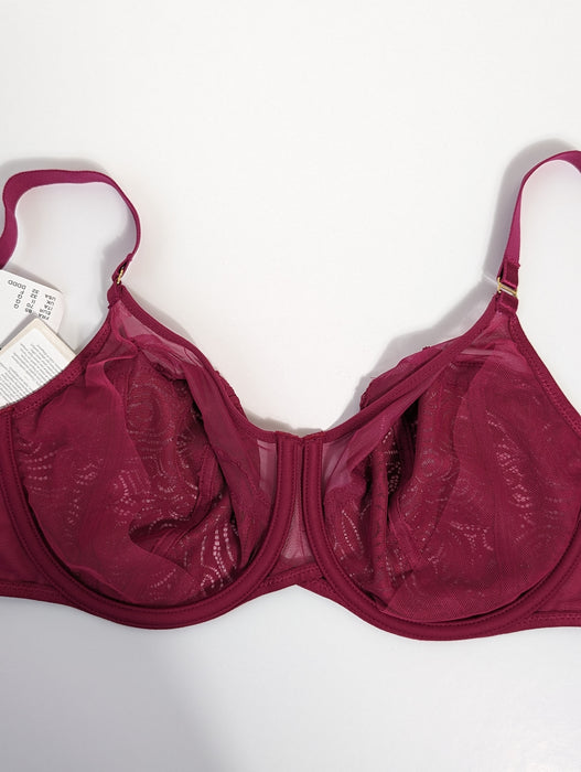 Chantelle Pyramide, a elegant full cup bra. Color Magenta. Style 1461.