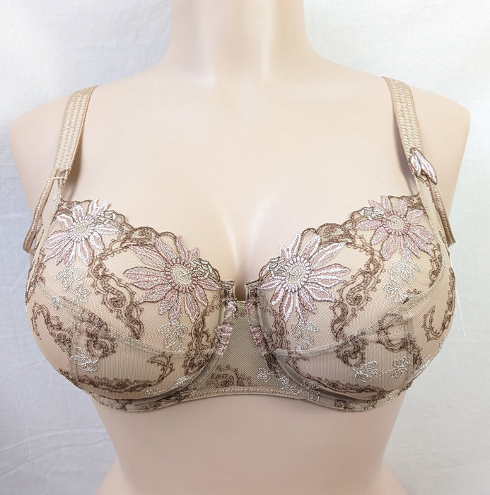 Empreinte Chiara, a hard to find discontinued Empreinte demi bra. Style 0862. Color Praline.