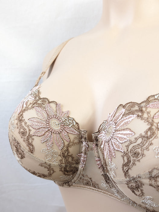 Empreinte Chiara, a hard to find discontinued Empreinte demi bra. Style 0862. Color Praline.