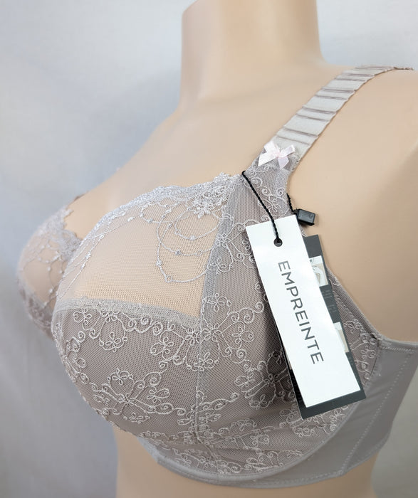 Empreinte Irina, a full cup bra. Style 07122. Color Chantilly Brume. Side view.