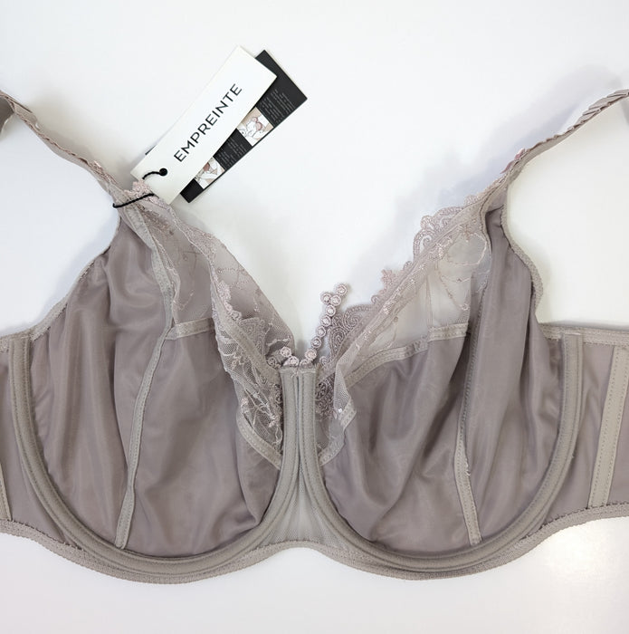 Empreinte Irina, a full cup bra. Style 07122. Color Chantilly Brume. Inside view.