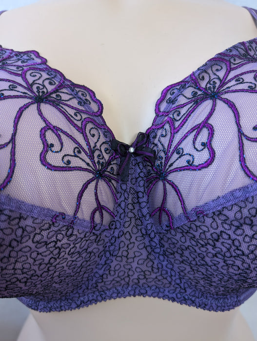 Empreinte Melody, a great full cup bra. Color Purple. Style 0792. Front view.