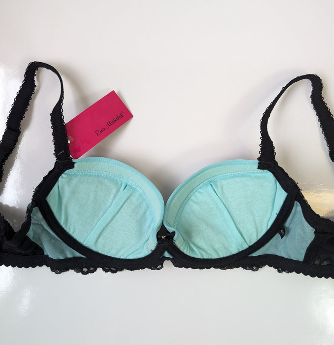 Ewa Michalak Rapsodia, a plunge padded bra with removable cookies. Style 658. Color Black. Inside view.