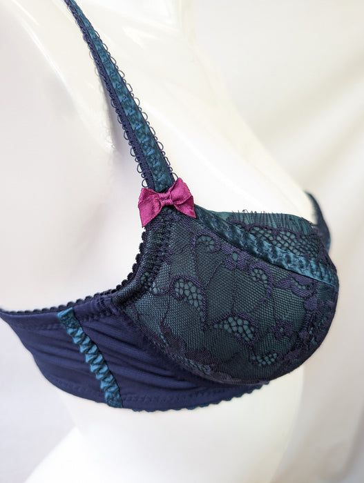 This Ewa Michalak bra, Syrena, in a balconette style is support and elegance. Color Teal. Style 791. Side view.