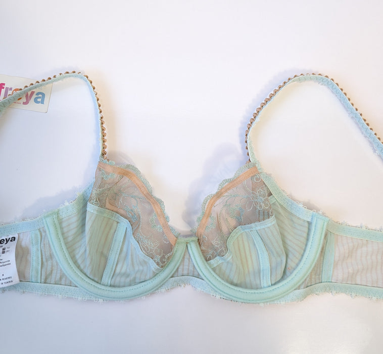 Freya Lola, a beautiful plunge bra. Color Mint. Style AA4022. Inside view.