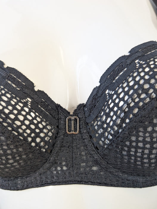 Freya Rio, a best selling balconette bra. Color Black. Style AA3510. Gore view.