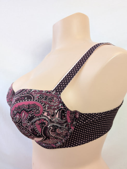 Lise Charmel Soir Adrenaline, a beautiful demi bra on sale. Color Pomegranate. Style FCA3047. Side view.