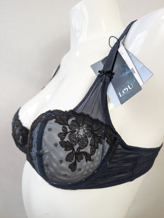 Lou Piccadilly a wonderful demi bra. Color Ocean. Style 13610. Side view.