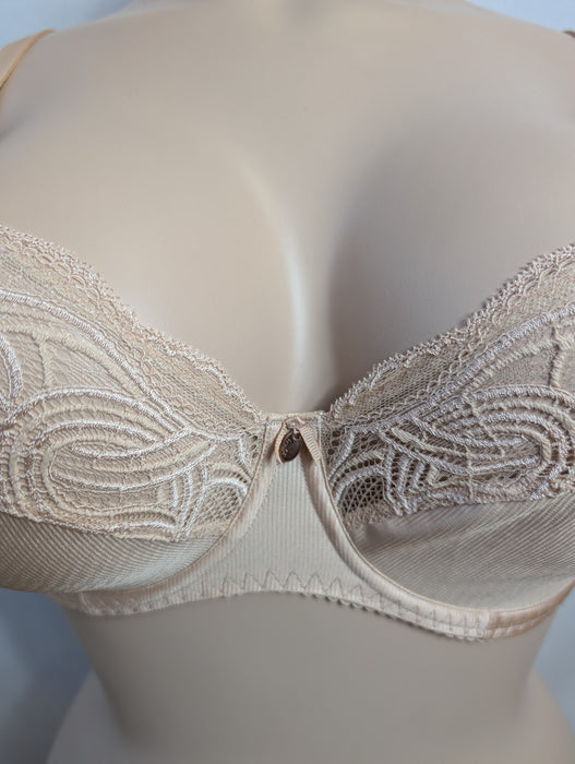 Maison Lejaby Gaby, a full cup bra on sale.  Front view.