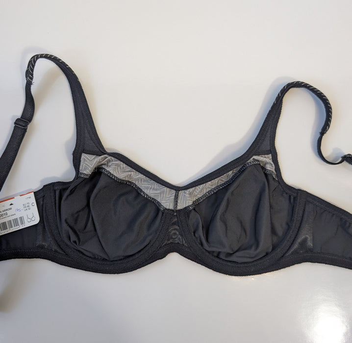 Marie Jo Action Arrow, a premium sports bra at a low sale price. Color Black. Style 0150010. Inside view.