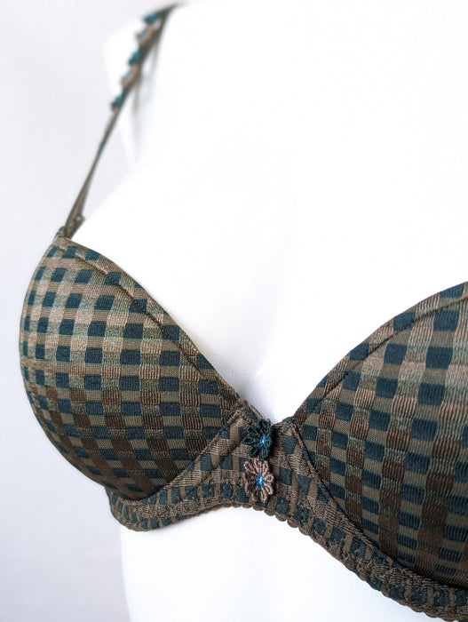 Marie Jo Avero, a best selling pushup bra. Color Tiny Jade. Style 0200417.