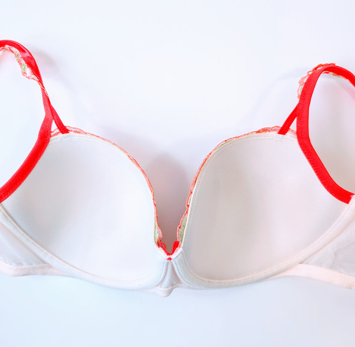 Marie Jo Ayama, a balcony bra with wonderful style. Color Fruit Punch. Style 0102789. Inside view.