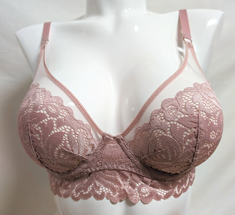 Marie Jo Elis, a longline bra with a plunge front. Front view. Style 0102500. Color Vintage Pink.