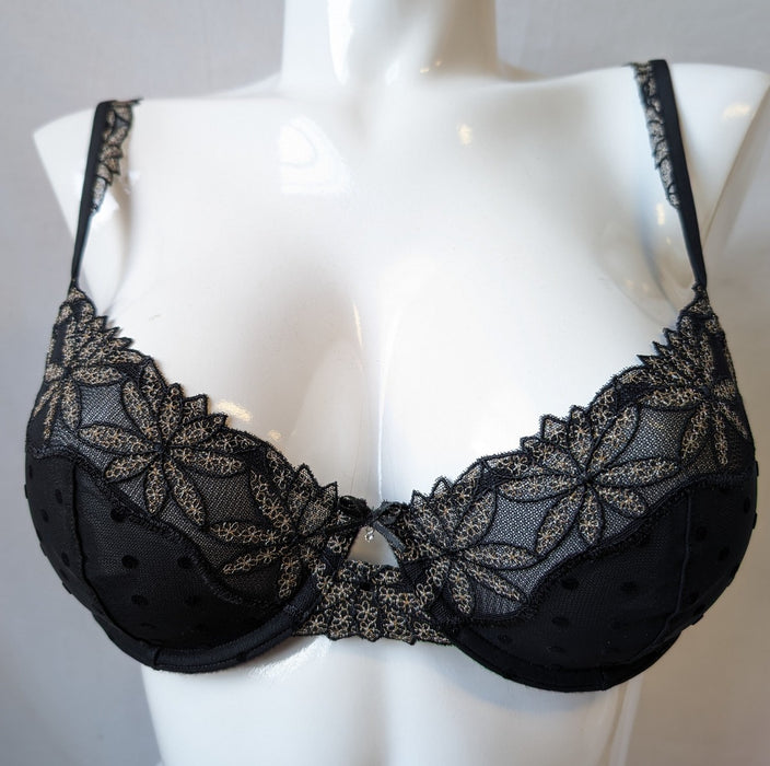 Marie Jo Joy, a favorite full cup bra. Color Black. Style 0102560.