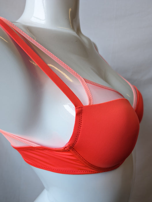 Marie Jo Mariko, a flirty plunge bra. Style 0122176. Color Fruit Punch.