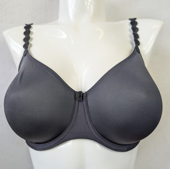 Marie Jo Tom, a fabulous full cup bra on sale. Color Charcoal. Style 0120821. Front view.