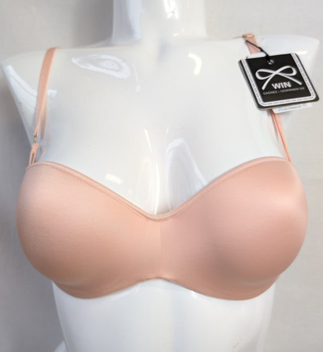 Marie Jo Undertones, a great strapless bra at a low sale price. Color Glossy Pink. Style 0102018. Front view.