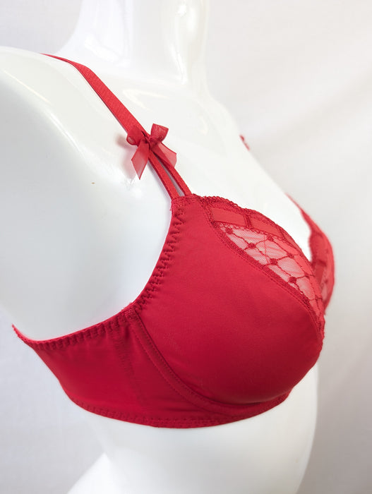 Prima Donna Twist, A La Folie, a premium plunge bra on sale. Color Scarlett. Style 0141126. Side view.