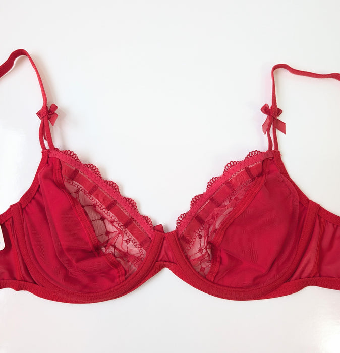 Prima Donna Twist, A La Folie, a premium plunge bra on sale. Color Scarlett. Style 0141126. Inside view.