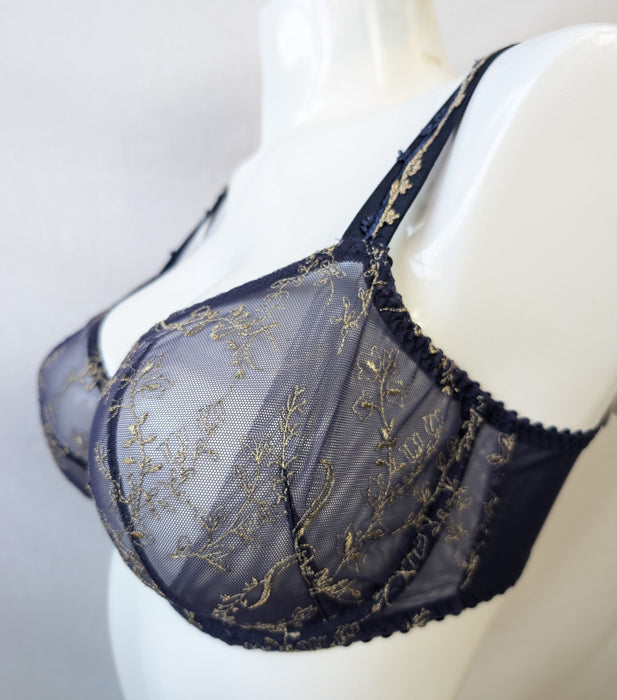 Prima Donna By Night Stardust | 0162825 Balcony