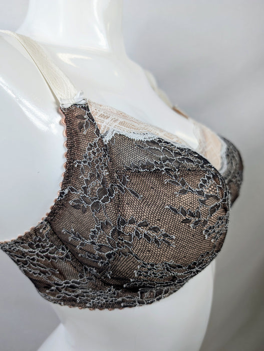 Prima Donna Crystal, a hard to find full cup bra for the full bust. Color Black. Style 0162911. Side view.