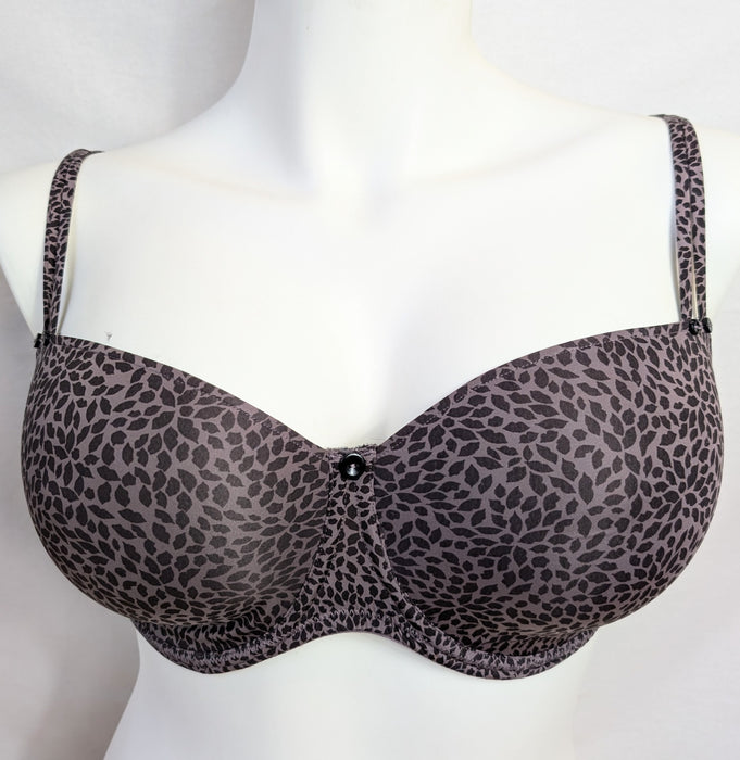 Prima Donna Twist bra, Eclipse, a comfortable bra with great hold for a full bust. On sale. Front view. Style 0241153. Color Eyeshadow.