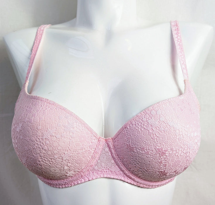 Twist by Prima Donna Epirus, a padded balcony bra. Front view. Style 0241970. Color Fifties Pink.