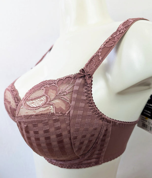 Prima Donna Madison, the best selling full cup bra. Color Satin Taupe. Style 0162120/0162121. Side view.