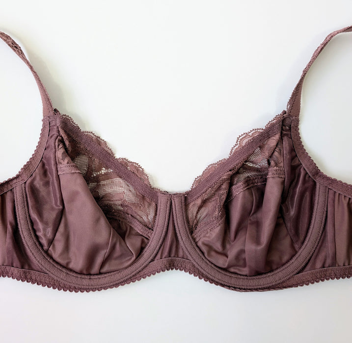 Prima Donna Madison, the best selling full cup bra. Color Satin Taupe. Style 0162120/0162121. Inside view.