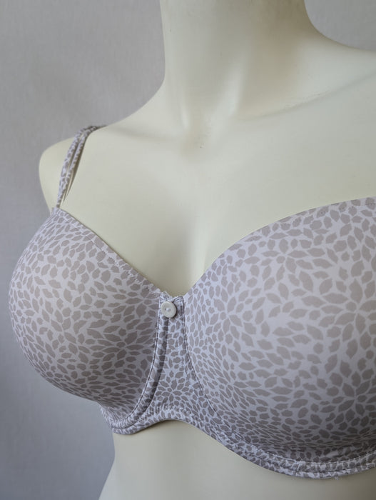 Prima Donna Twist Eclipse, a great padded bra ideal for the full bust. Style 0251153.