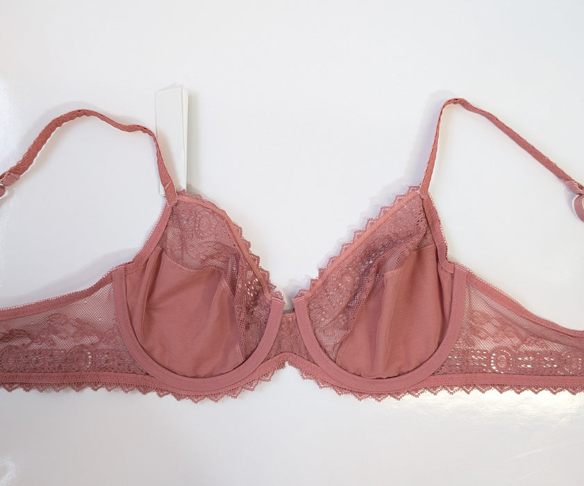 Princesse Tam Tam Frivo, a beautiful bra. Color Rose. Style 100. Inside view.