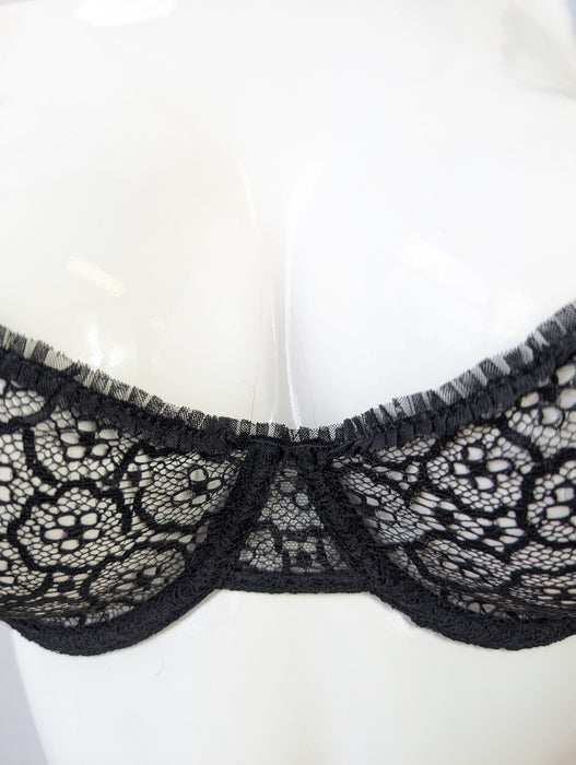 Princesse Tam Tam, a beautiful hard to find plunge bra. Color Black. Style 9719. Front view.