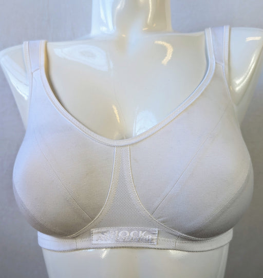 Shock Absorber Comfort Soft, a wireless sports bra. Color White. Style B4491. Front view.