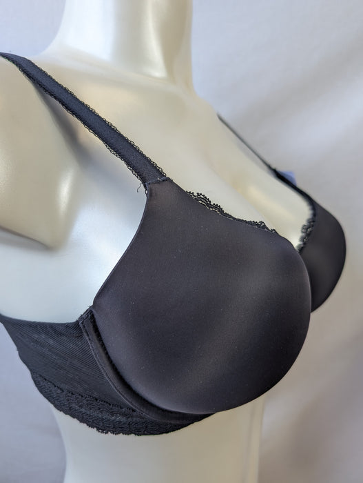 Simone Perele Confiance, a plunge tshirt bra on sale. Color Black. Style 12K363. Side view.