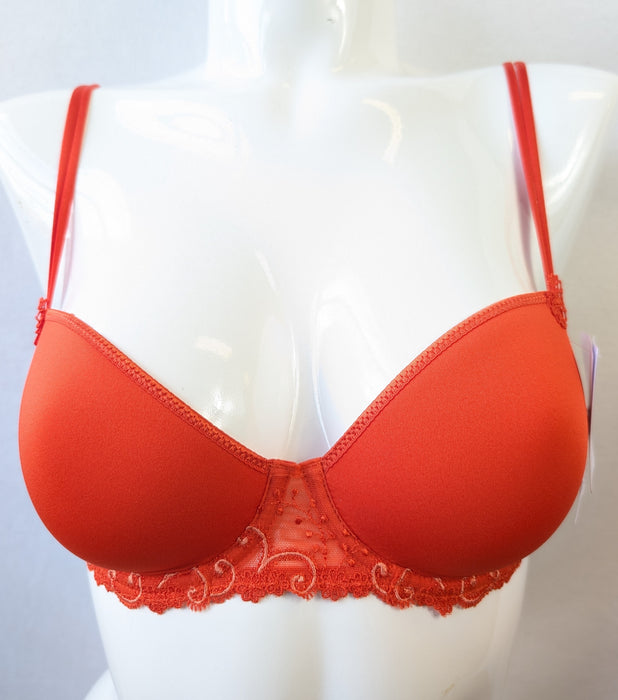 Simone Perele Delice, a tshirt bra for great shape. Style 12X343. Color Tangerine. Front view.