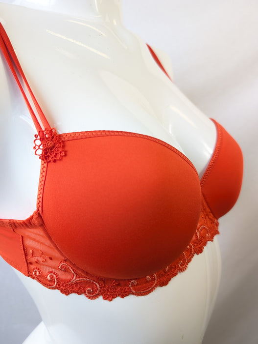 Simone Perele Delice, a tshirt bra for great shape. Style 12X343. Color Tangerine. Side view.