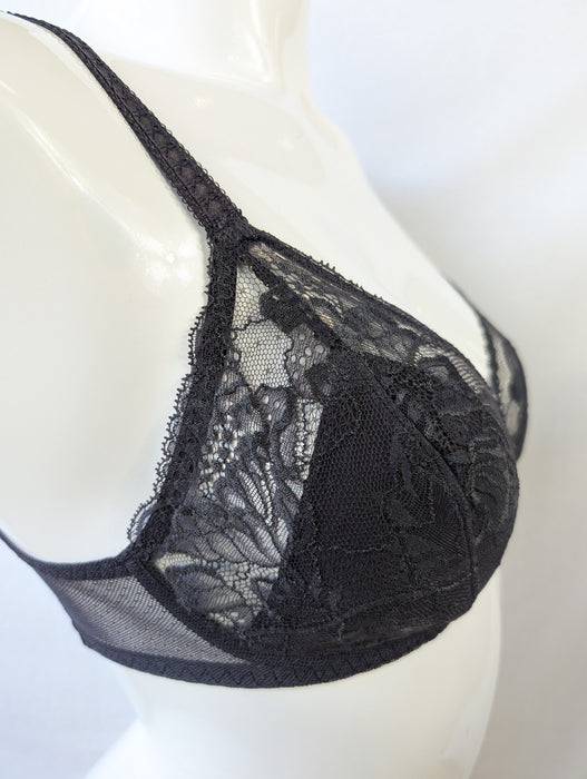 Simone Perele Promesse, a comfortable wireless bra on sale. Color Anthracite. Style 12H210. Side view.