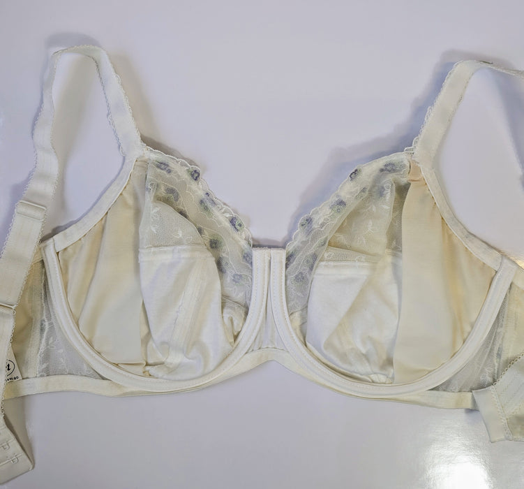 Ulla Jasmin, a comfort full cup bra. Style 2625. Color Ivory. Inside view. 